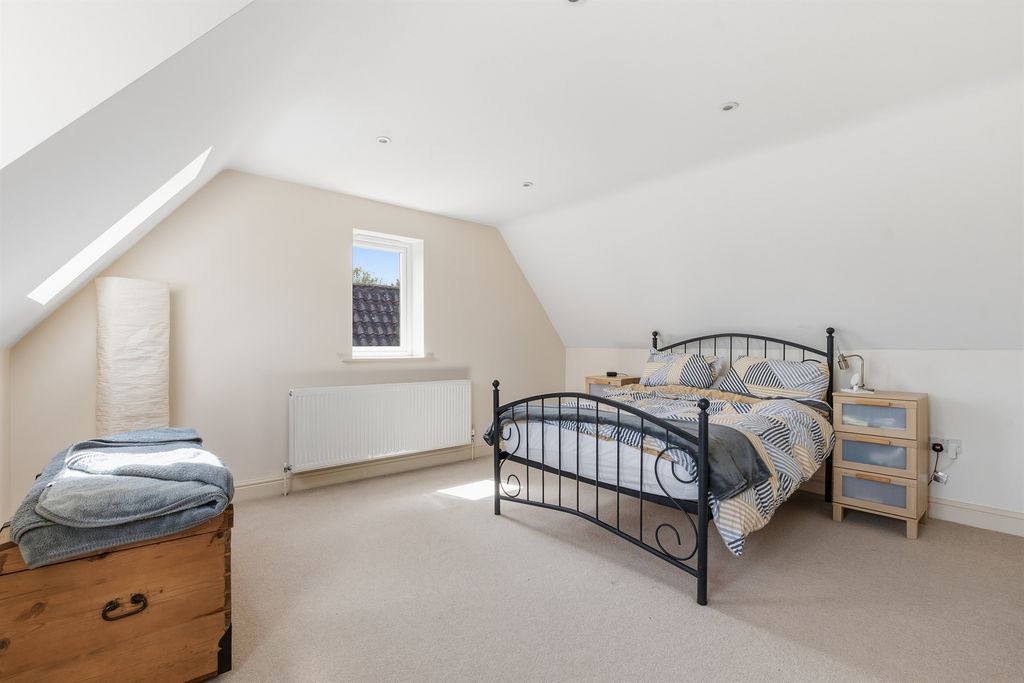 Additional image 8 of 5 bed detached house for saleMill Close, Peakirk, Peterborough PE6