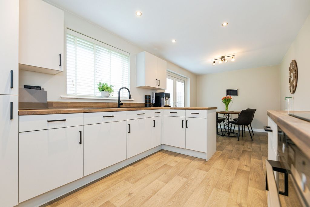 Property photo 2 of 24 2A8A1788