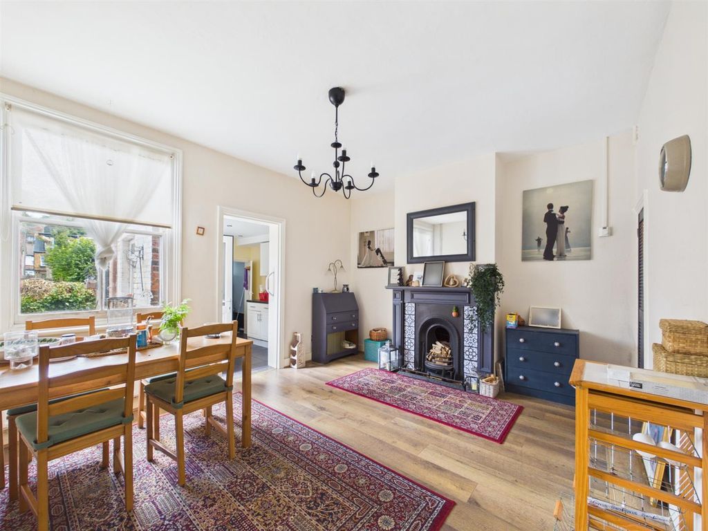 Property photo 3 of 23 Cam01563G0-Pr0283-Still007.Jpg
