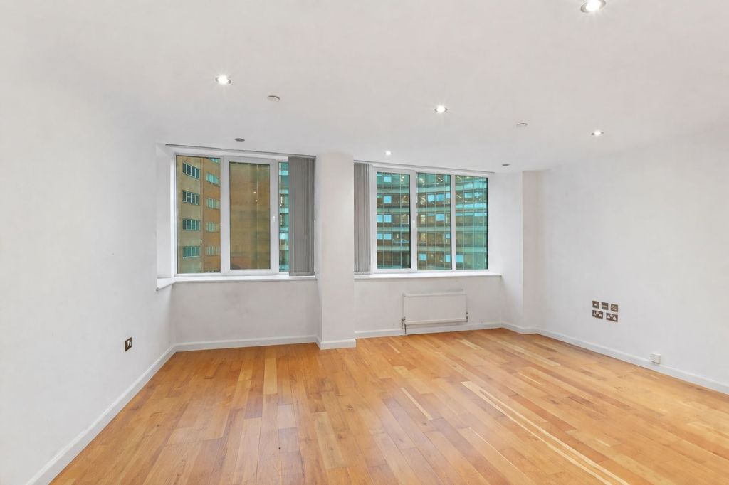 Property photo 3 of 3