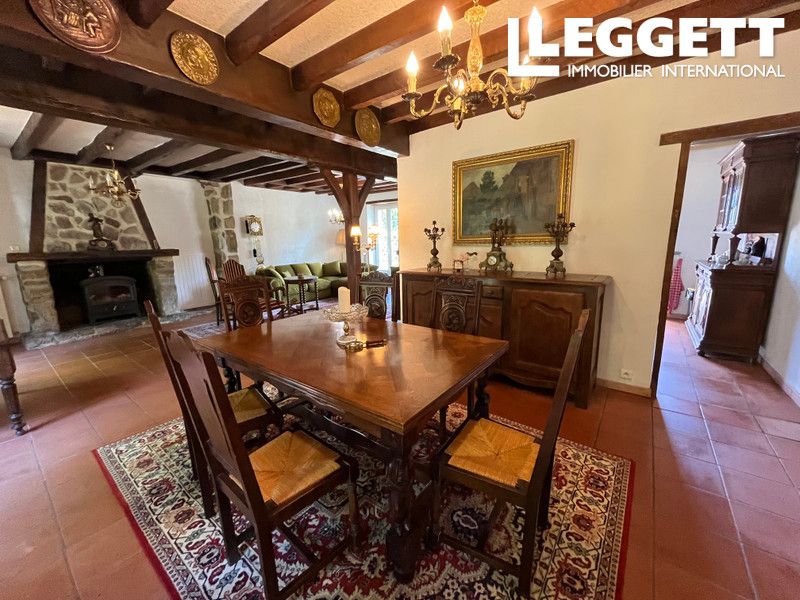 Property photo 3 of 10