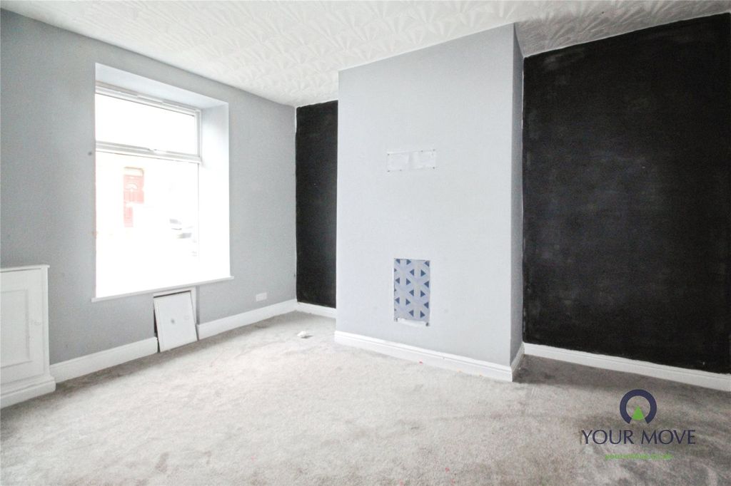 Property photo 2 of 11 Picture No. 08