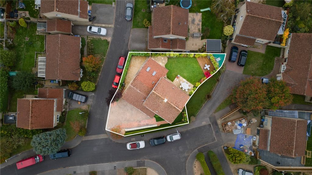 Property photo 3 of 17 Picture No. 20