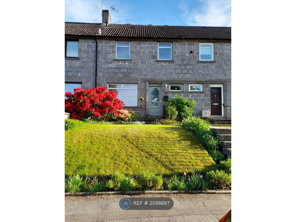 Property photo 3 of 11