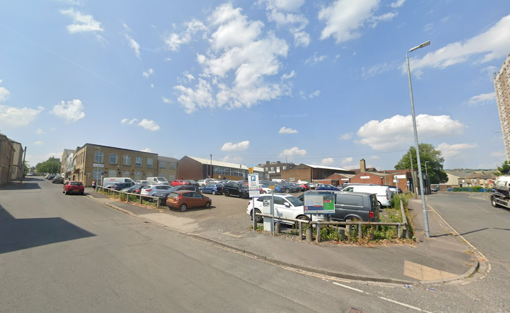 Property photo 2 of 3