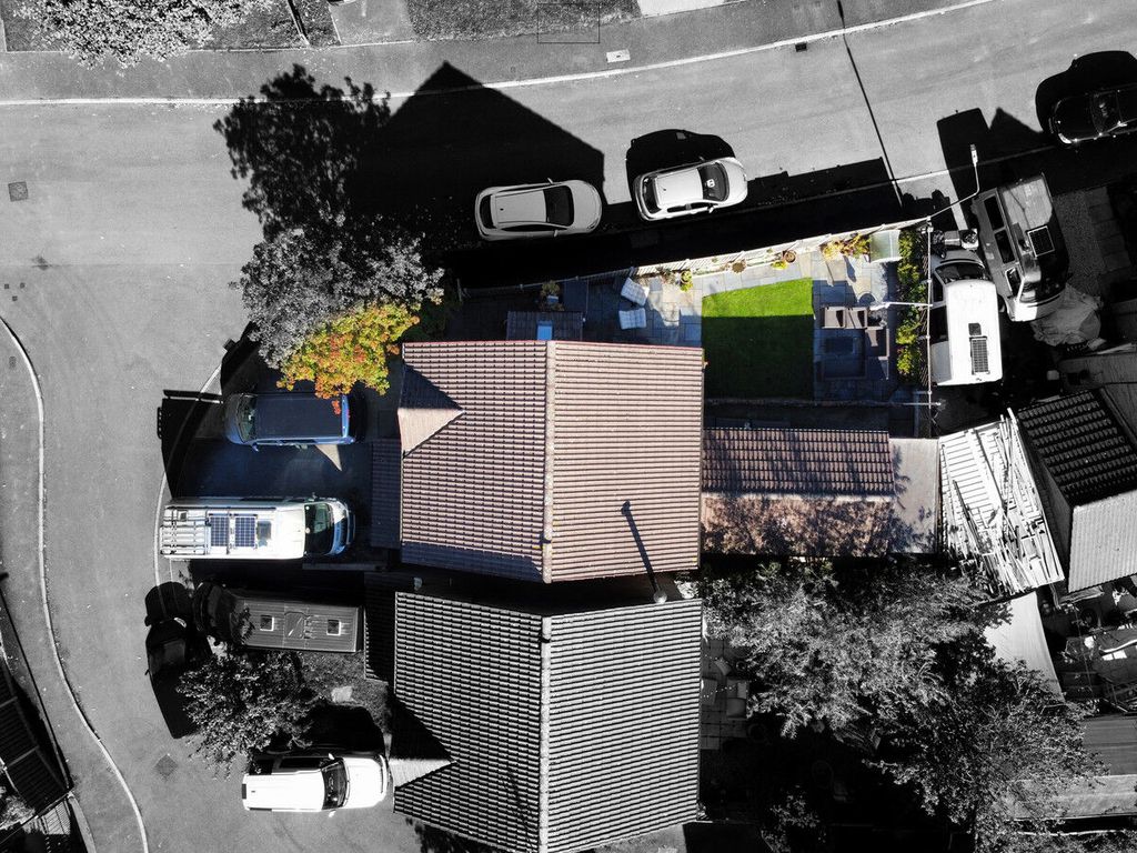 Property photo 1 of 28