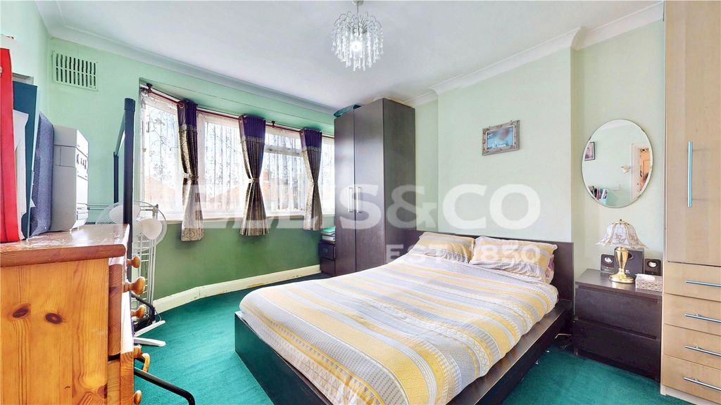 Property photo 3 of 10 Picture No. 21