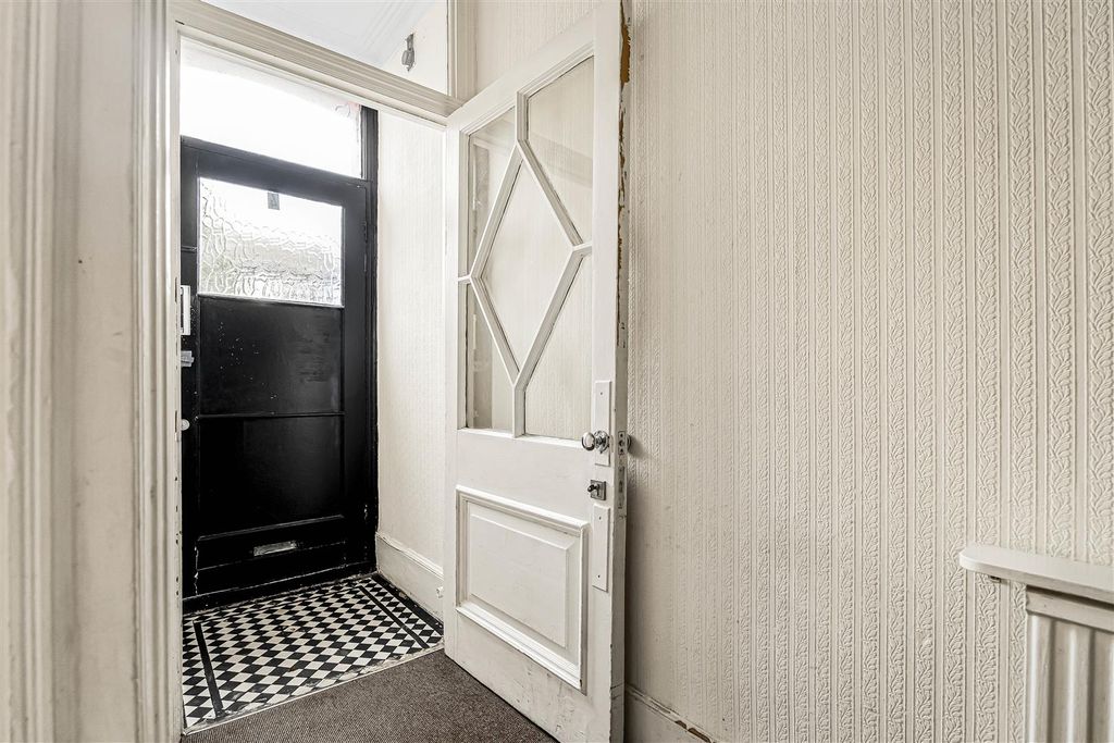 Property photo 2 of 12 Door.Jpg