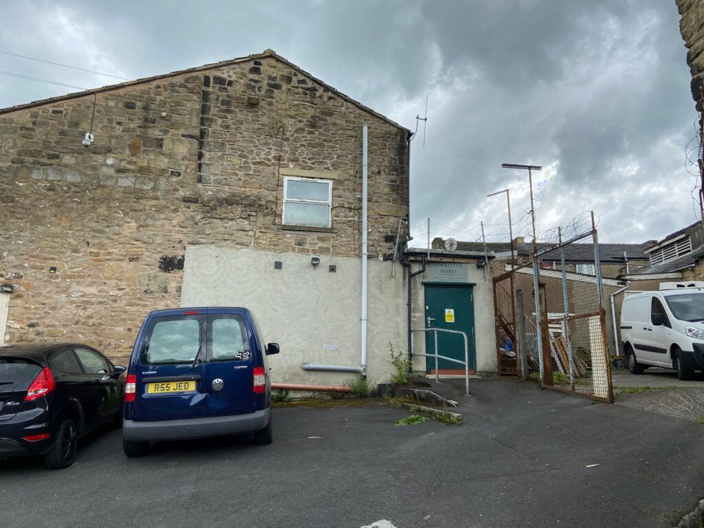 Property photo 2 of 12