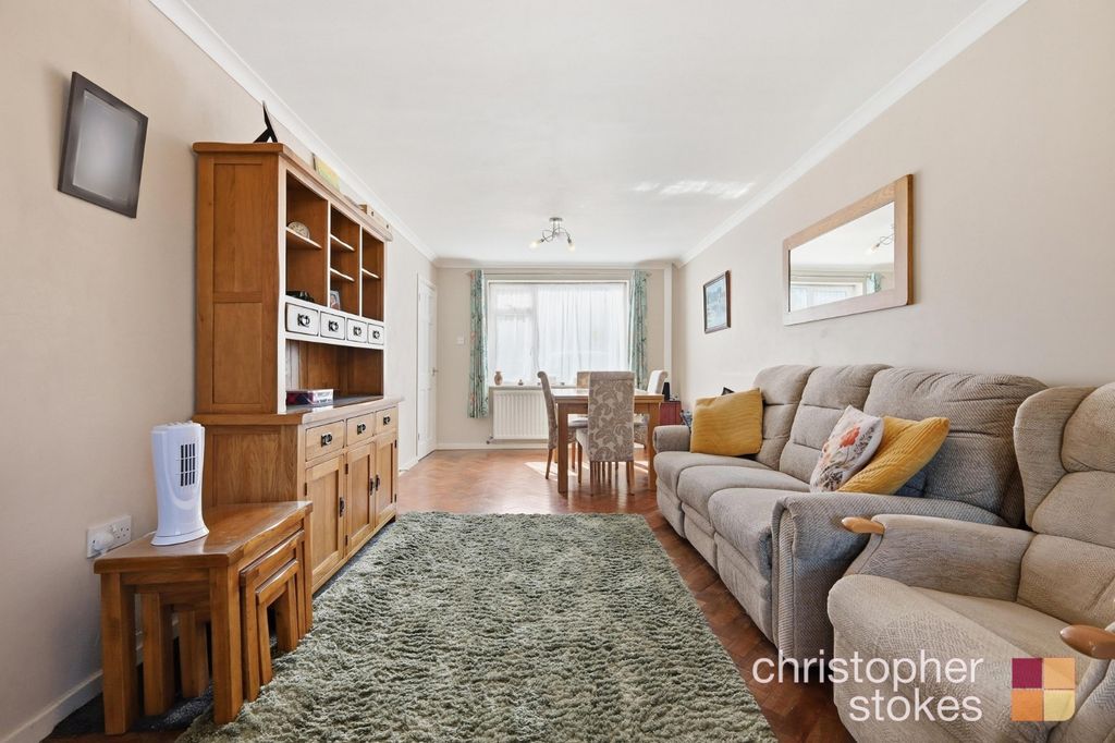 Property photo 2 of 17 5181875
