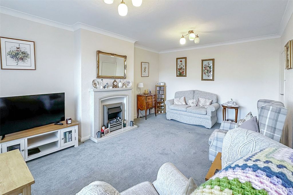 Property photo 3 of 14 Picture No. 15