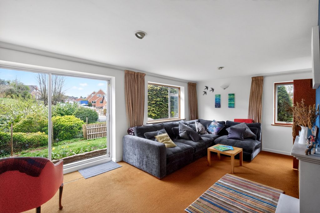 Property photo 2 of 23 Living Room