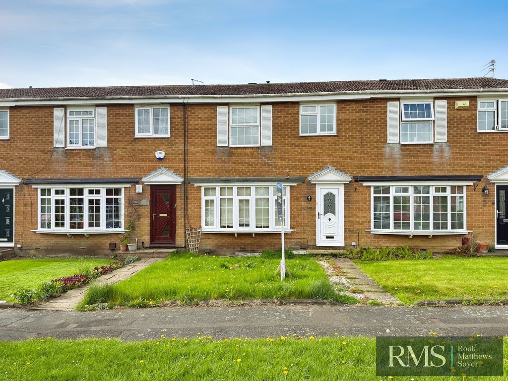 Property photo 1 of 8 Photo 4