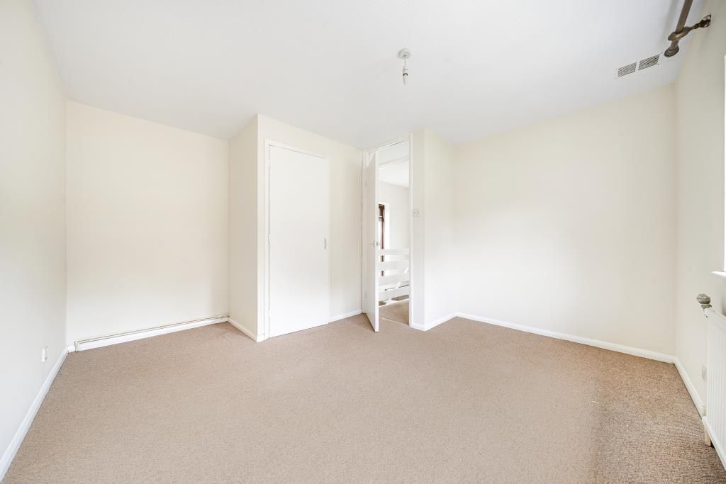 Property photo 3 of 10 Bedroom