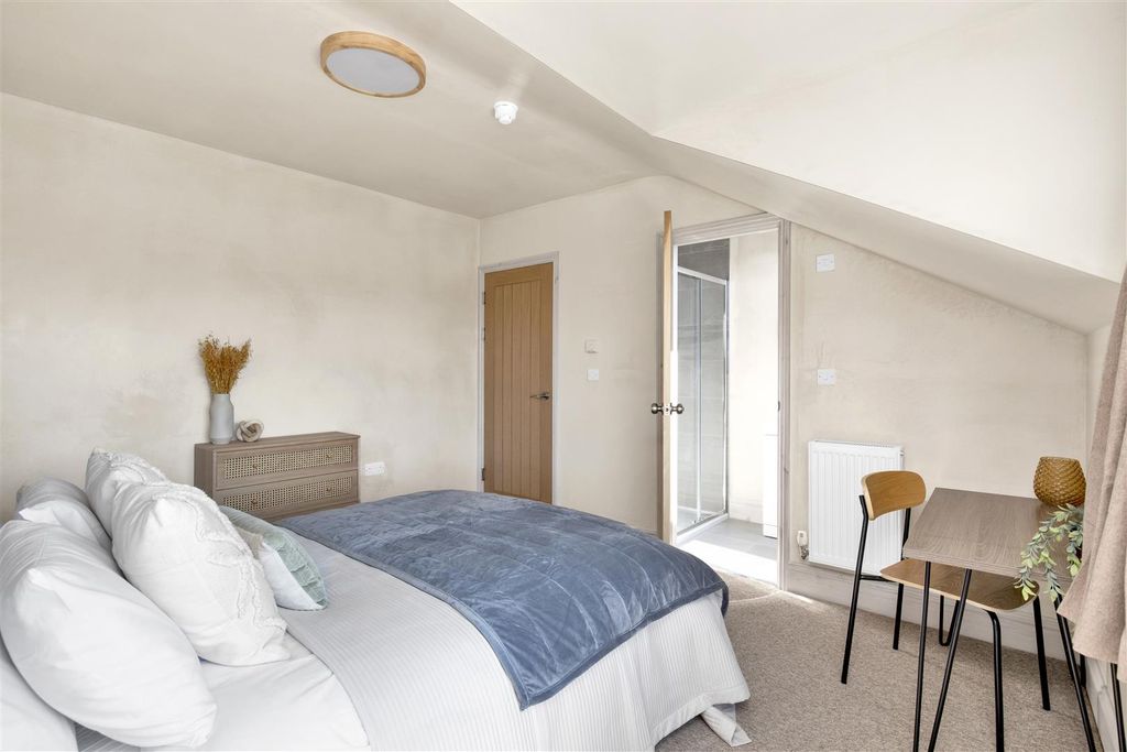 Property photo 3 of 7 851A6830.Jpg