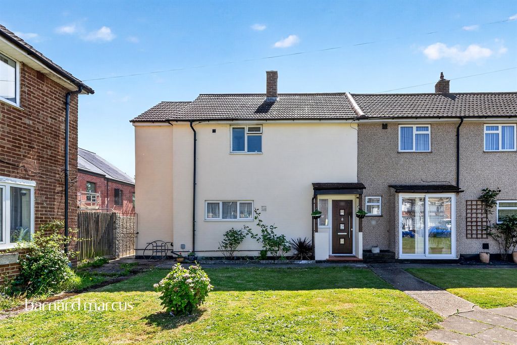 Property photo 1 of 16