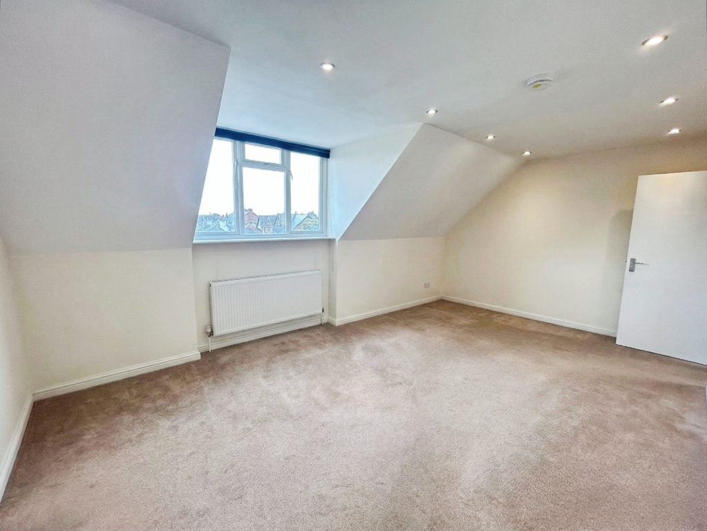 Property photo 2 of 9 Pbox-Img.Png