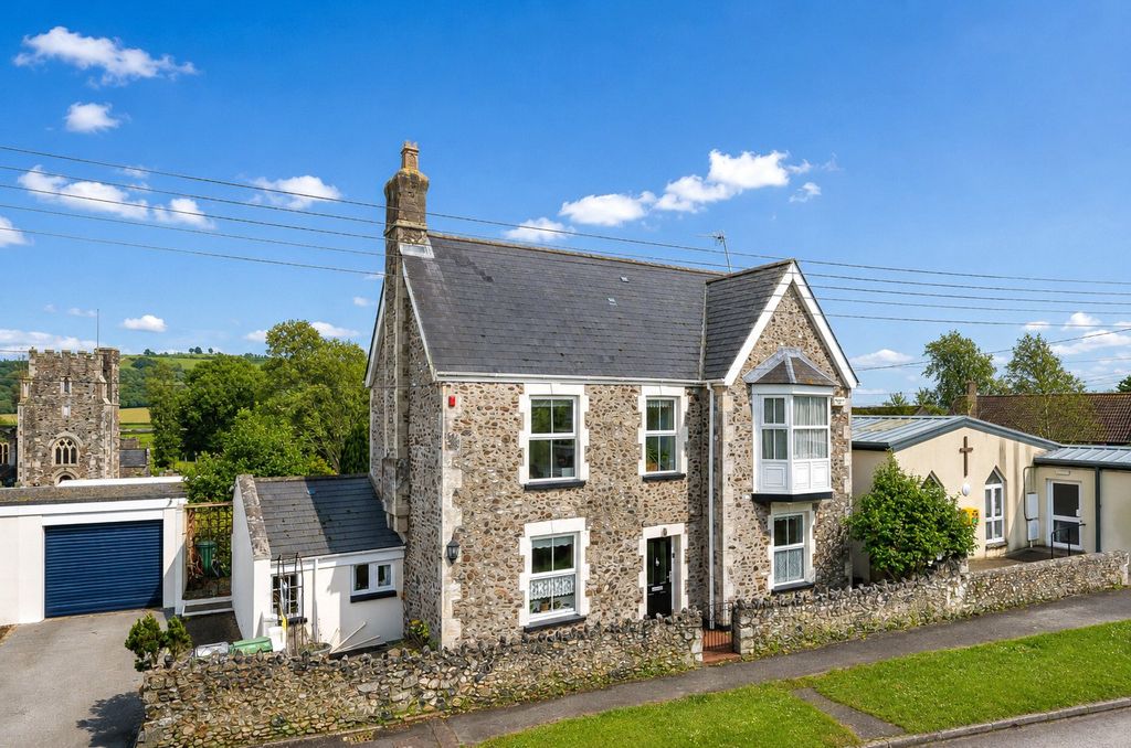 Property photo 1 of 23 Picture No. 35