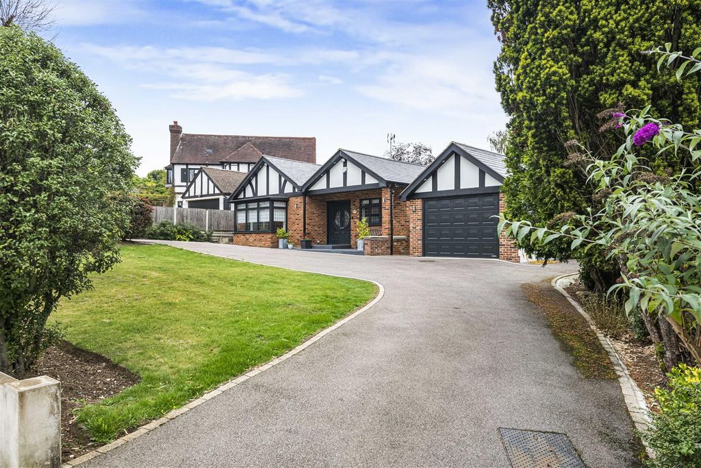 Property photo 1 of 39 4_38415.Jpg