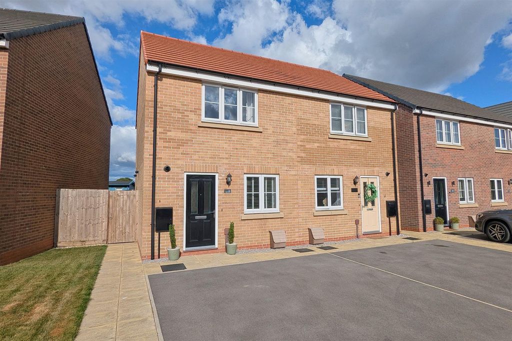 Property photo 1 of 15 Ex.Jpg