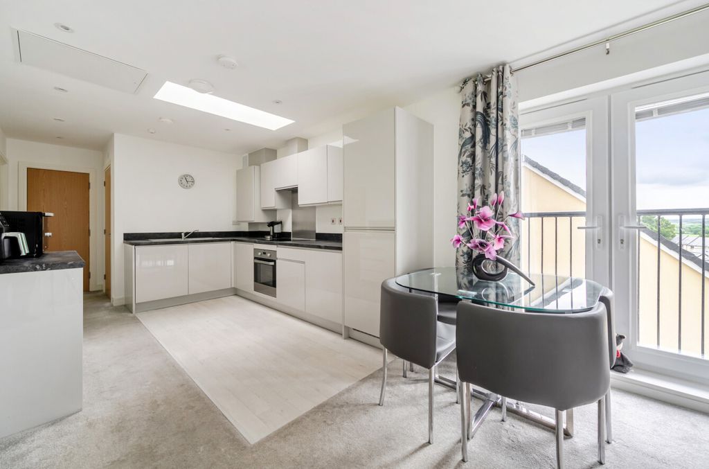 Property photo 3 of 19 1456804-14-6A01B6...