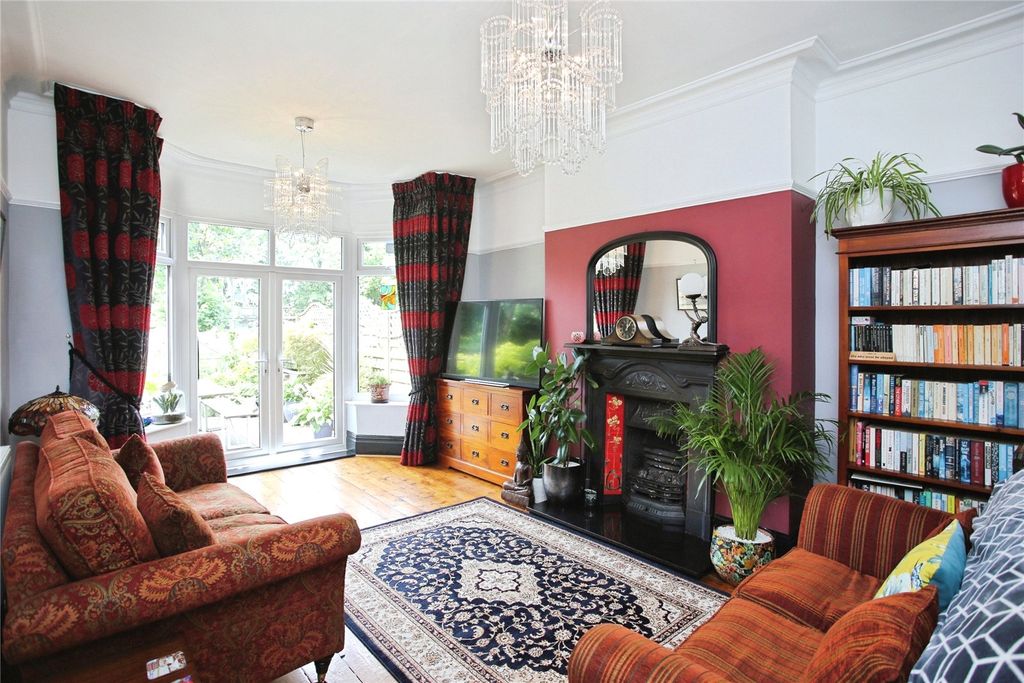 Property photo 2 of 25 Picture No. 09