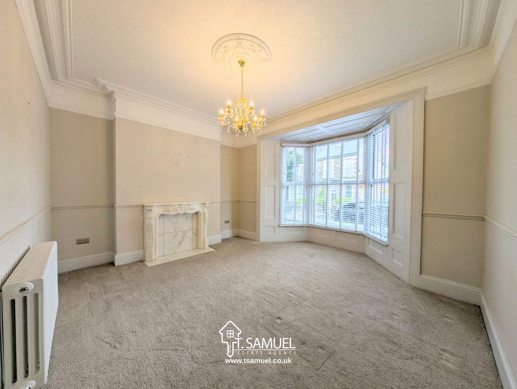 Property photo 3 of 62 Reception Room 1