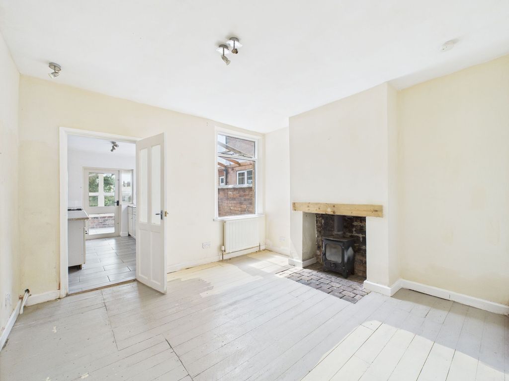 Property photo 3 of 13 Dining Room