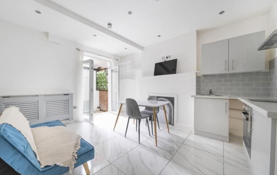 Property photo 1 of 3 Lgf 22 Molyneux Street 4 30.07.Png