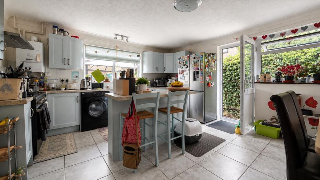 Property photo 2 of 12 5Eef5F17-1339-4Def-850A-8De7E9Ab88F7.Png
