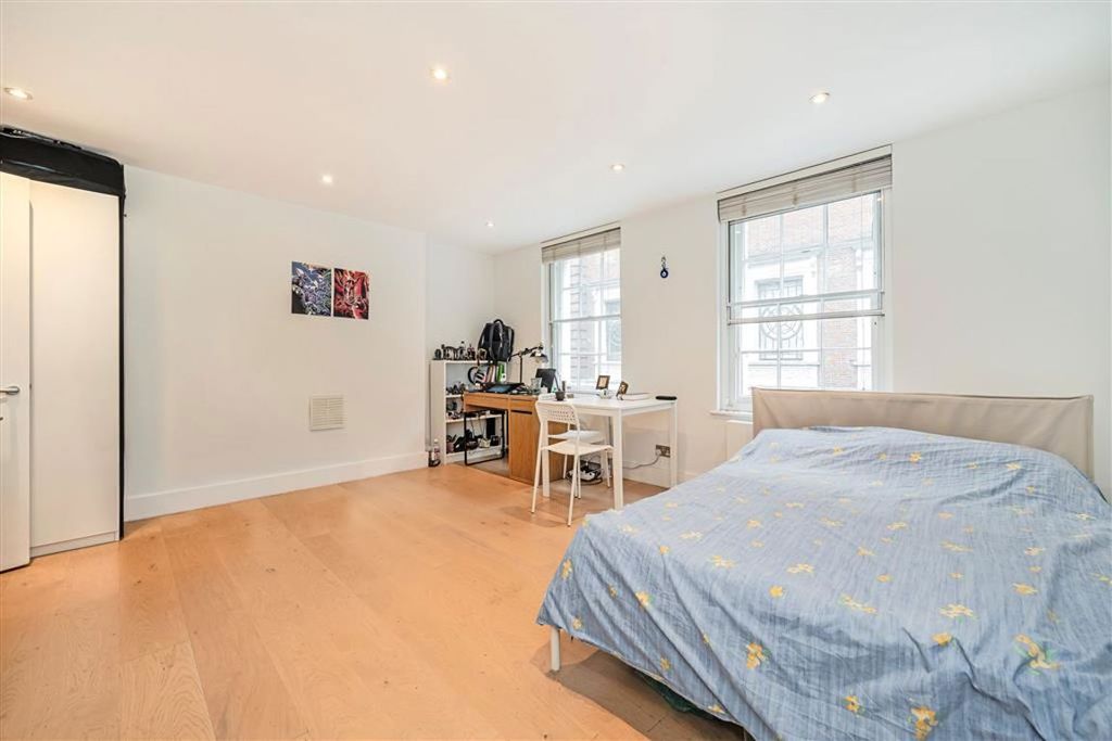 Property photo 2 of 3