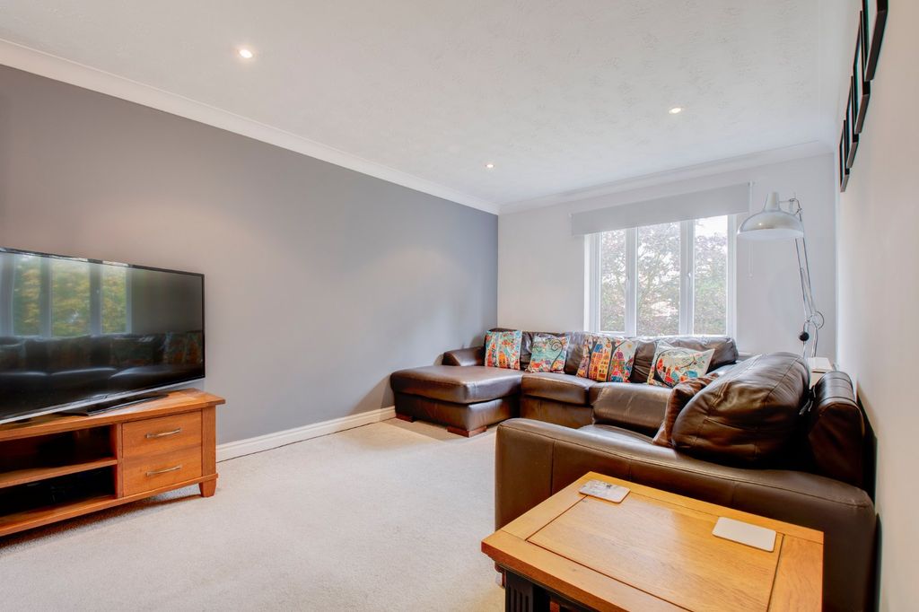 Property photo 3 of 16 Picture No. 08