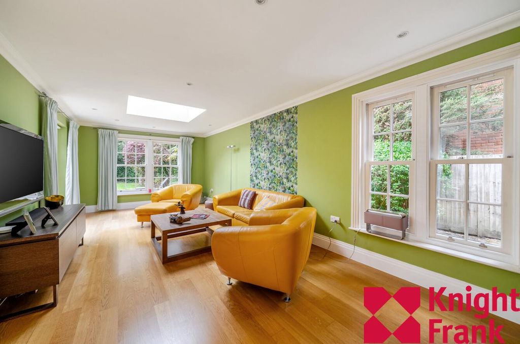 Property photo 2 of 11 Image