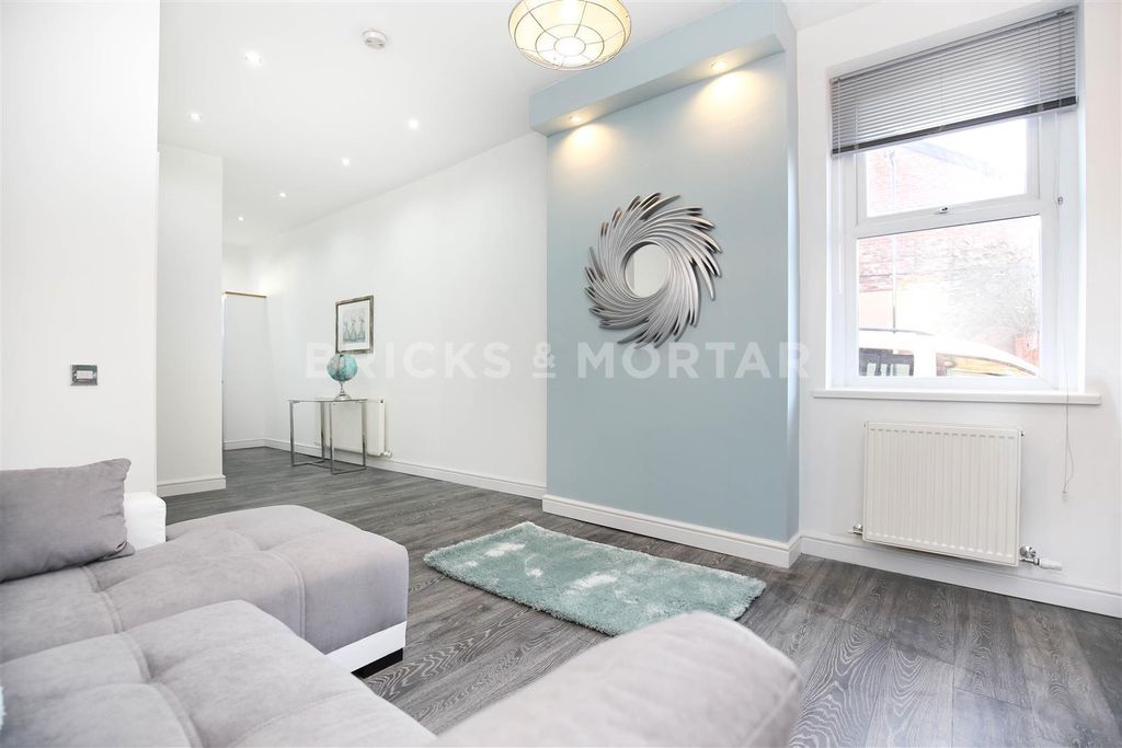 Property photo 3 of 18 Bd6Dpx7Zajdfrxxx9Cky3Gs3Ais.Jpg