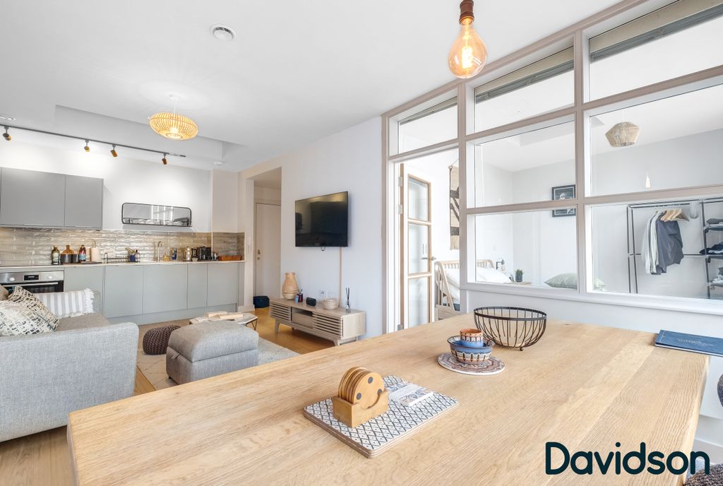 Property photo 3 of 20 Logo-9