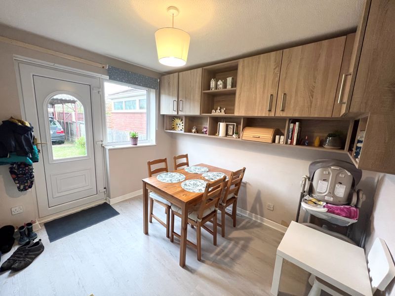 Property photo 3 of 11 Photo 9