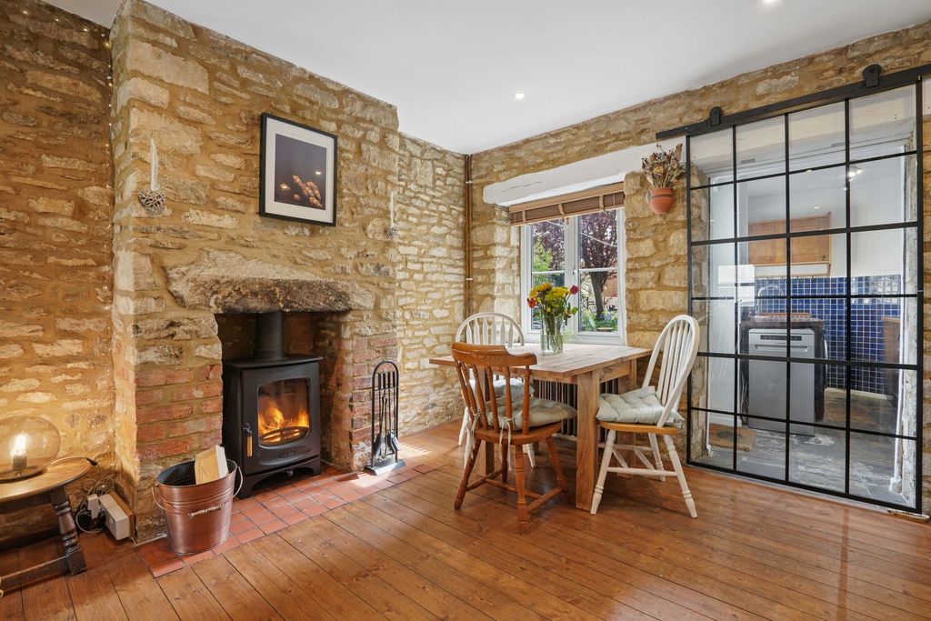 Property photo 2 of 15 Reception