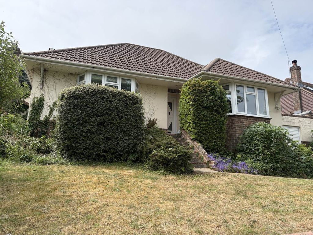 Property photo 1 of 20 Tongdean Exterior
