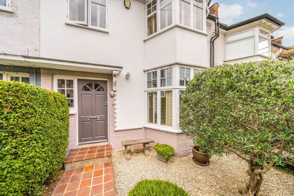 Property photo 1 of 10