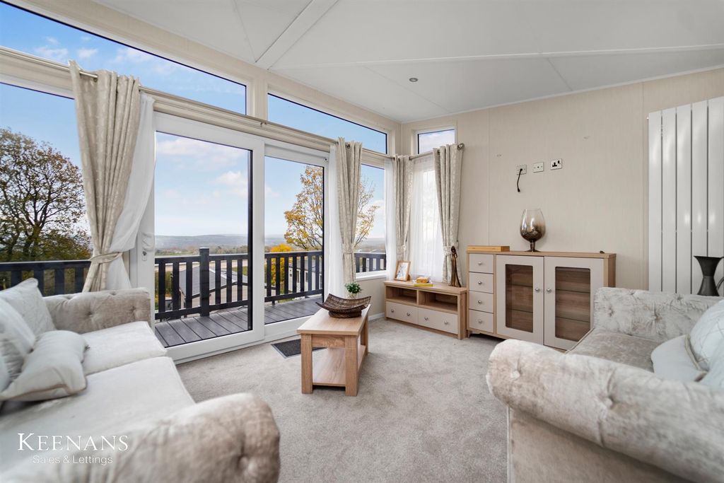 Property photo 3 of 12 Dsc03667.Jpg