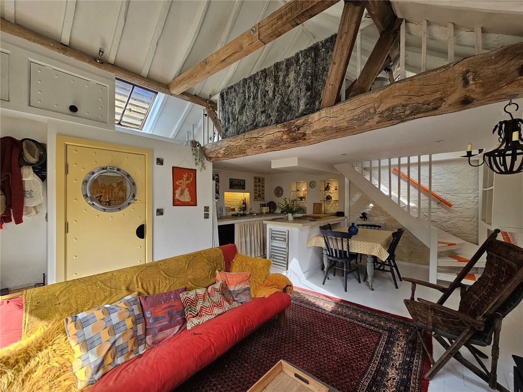 Property photo 1 of 17 Picture No. 04