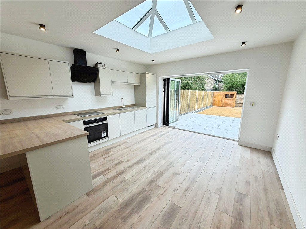 Property photo 2 of 9 Picture No. 04