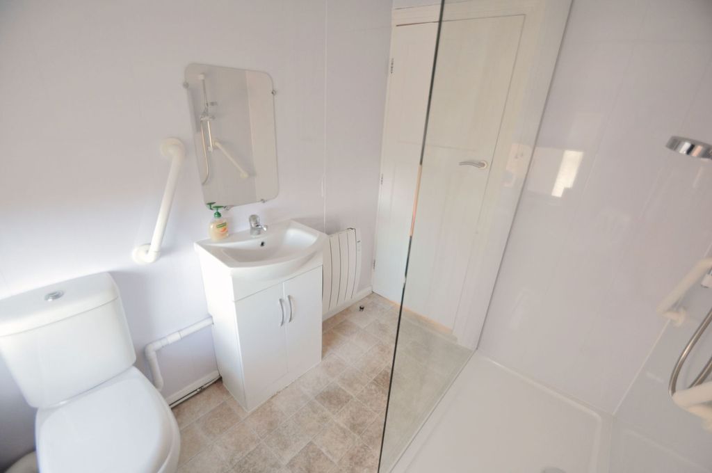 Property photo 3 of 29