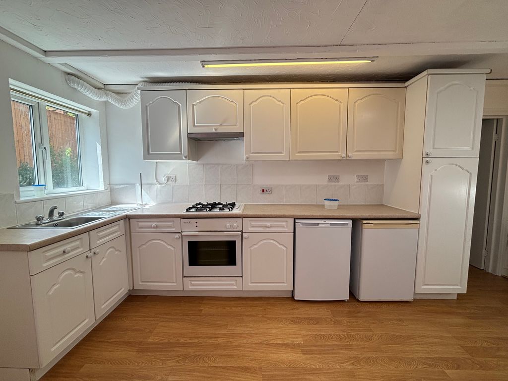 Property photo 2 of 11 Img_5680