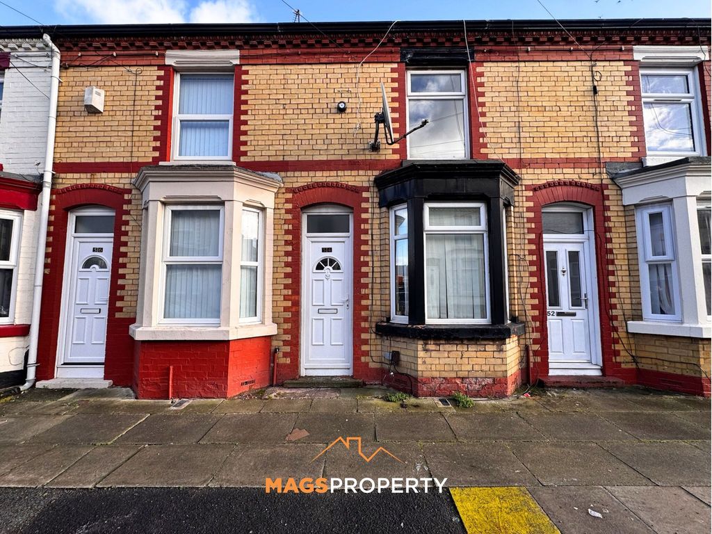 Property photo 1 of 8