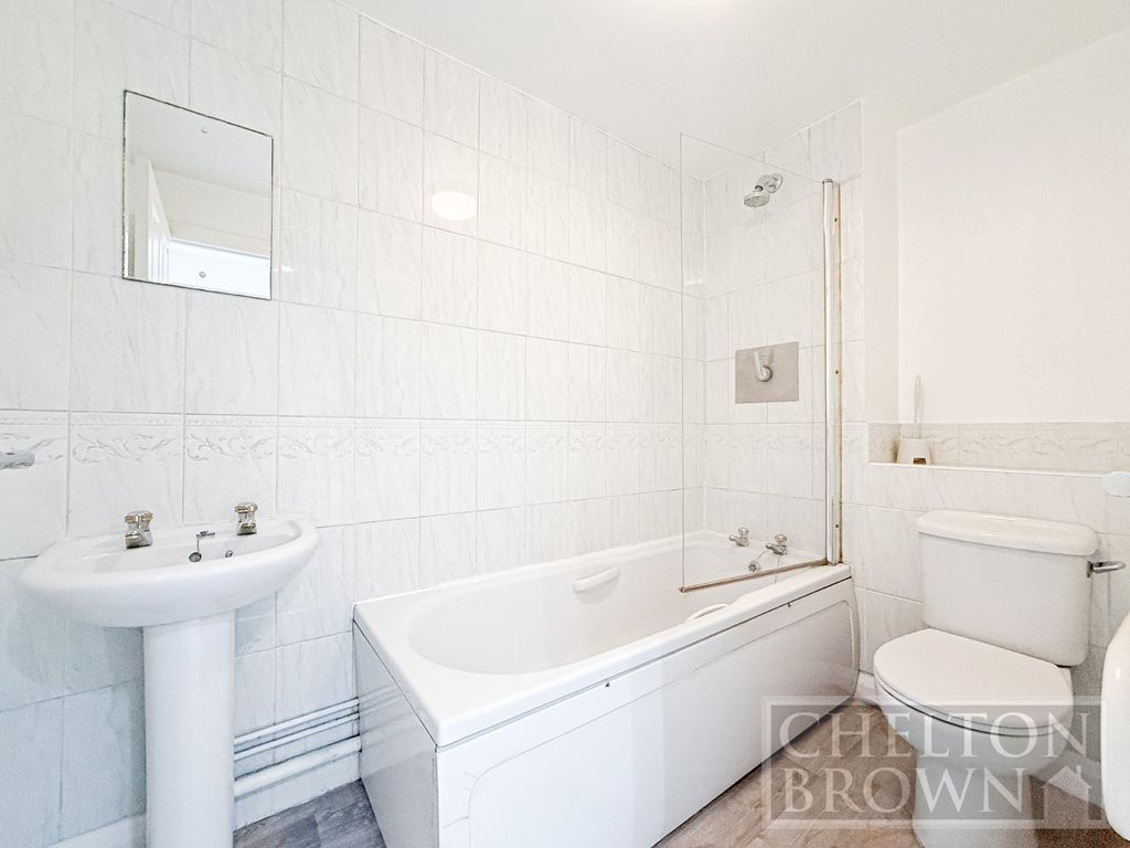 Property photo 3 of 11 Bathroom