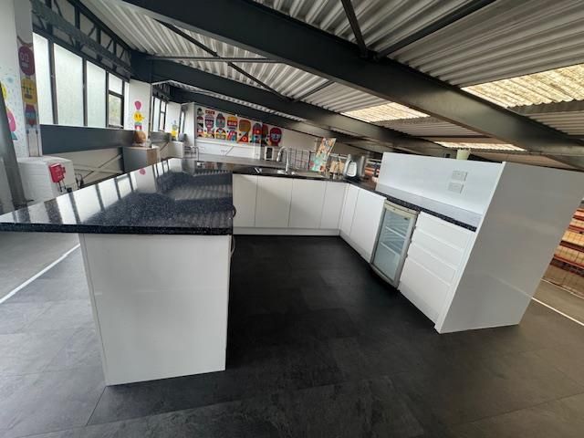 Property photo 2 of 6 Photo