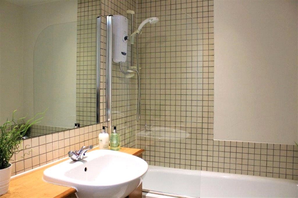 Property photo 2 of 5 Picture No. 06
