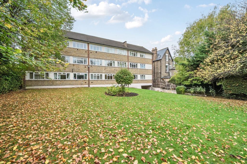 Property photo 1 of 20 Picture No. 16