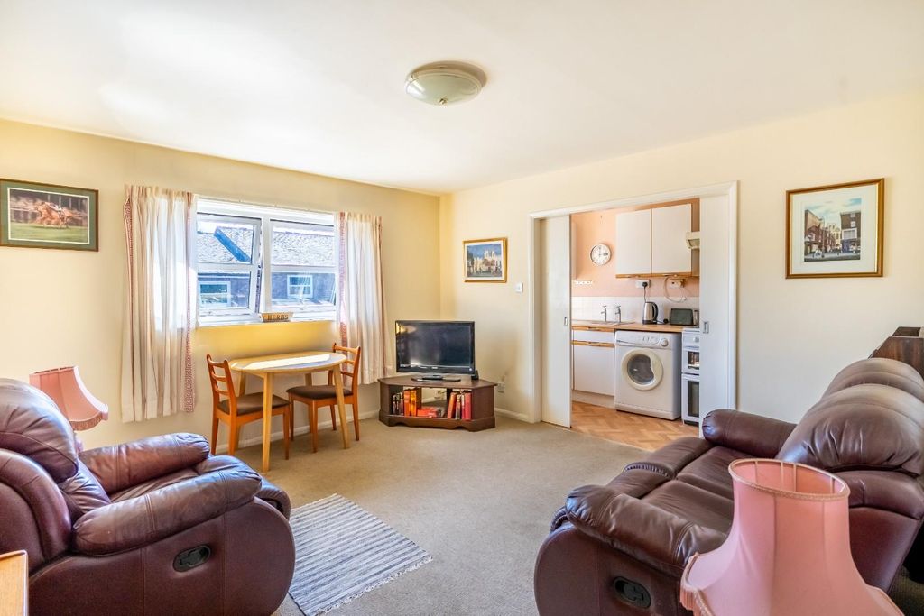 Property photo 3 of 10 12c-2.Jpg